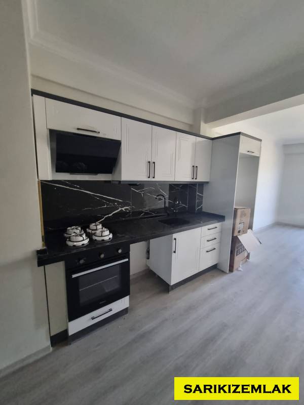 Edremit Kadıköy Mah`da1+1  Daire.